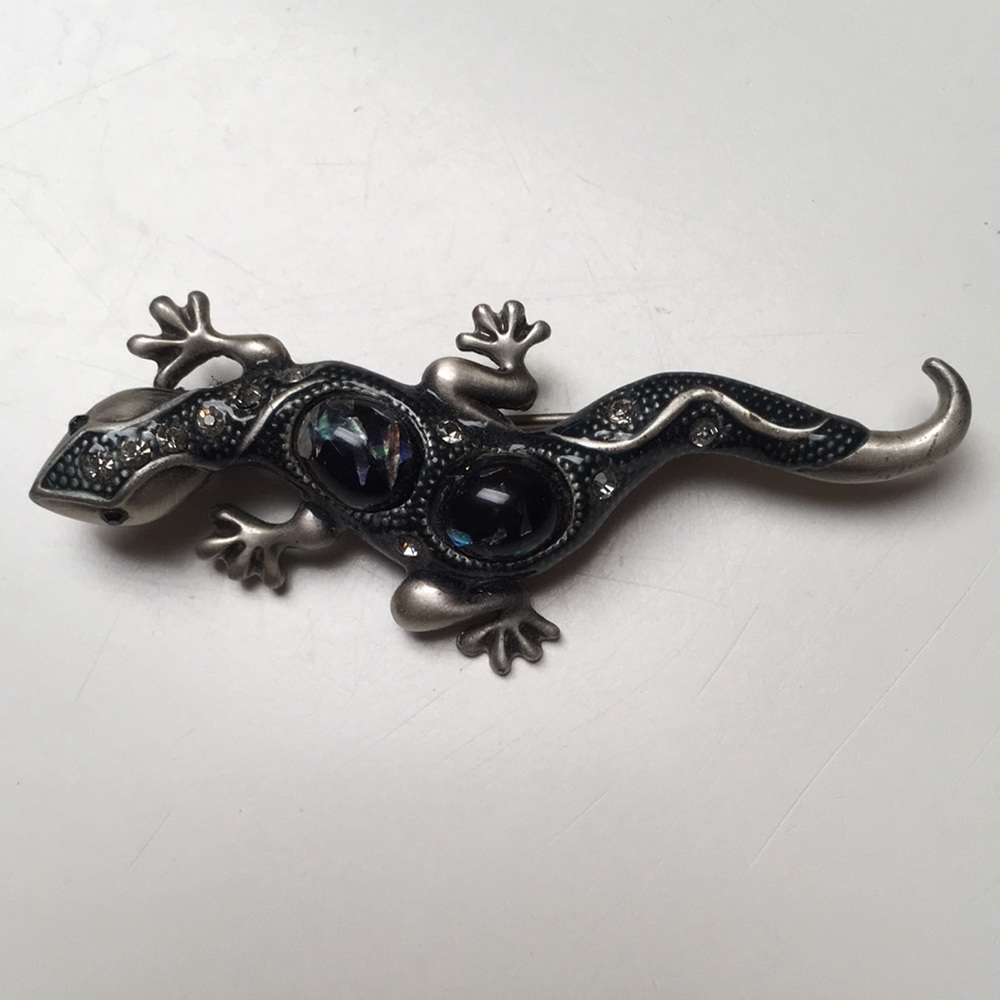 Lizard Metal Brooch - Picture 2 of 7